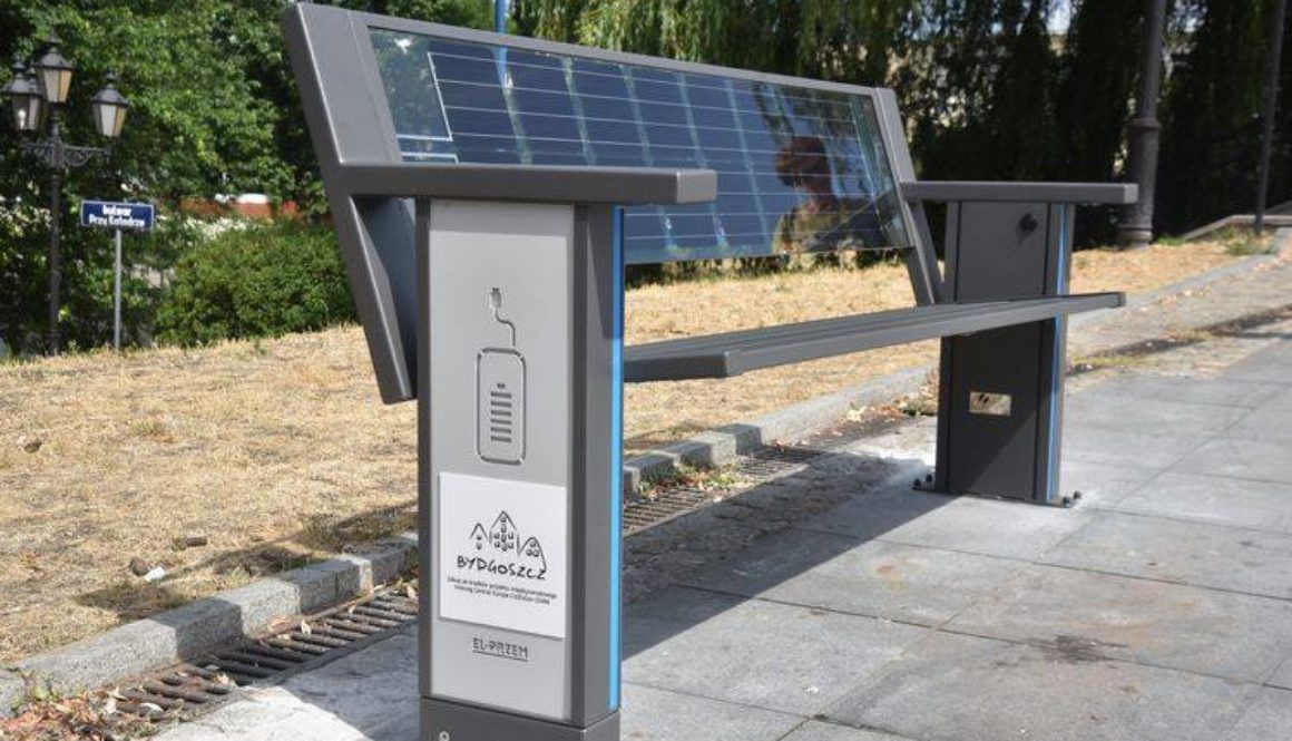 Pierwsza ławka solarna w Polsce